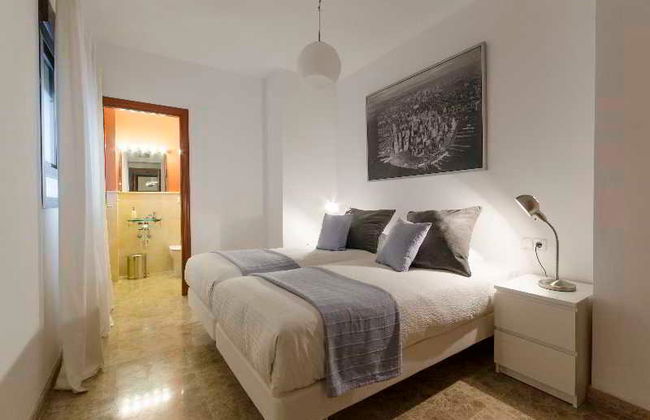 Apartamentos Duque de Hornachuelos - Photo 10