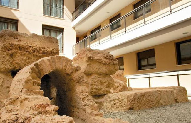 Apartamentos Duque de Hornachuelos - Photo 1