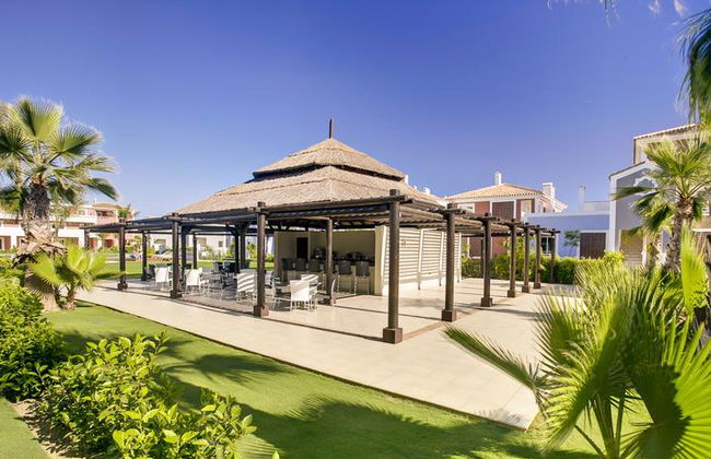 Cortijo del Mar Resort - Photo 29