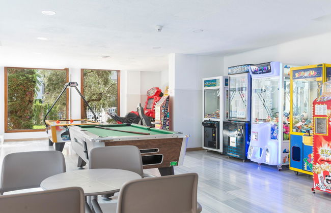 Aparthotel Alcudia Beach - Photo 45