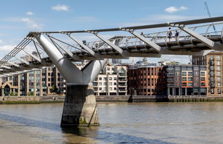 Photo 2 - Locke at Broken Wharf, Millennium Bridge