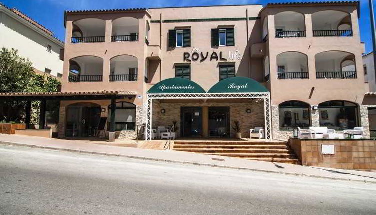 Photo 1 - Apartamentos Royal Life