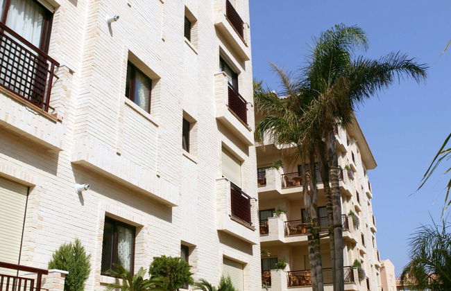 Albir Confort Avenida Apartamentos - Foto 3
