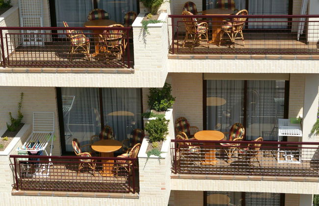 Albir Confort Avenida Apartamentos - Foto 1