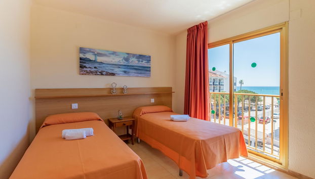 Apartamentos Pins Marina Cambrils - Photo 4