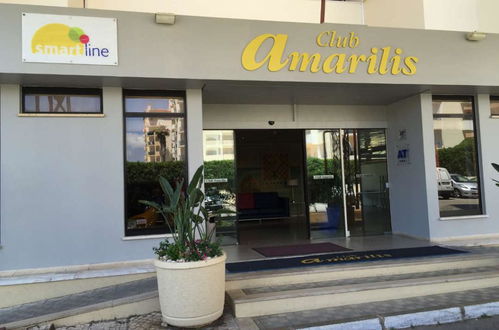 Photo 1 - Club Amarilis