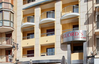 Foto 2 - Milord's Suites