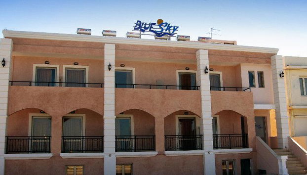 Blue Sky Apartments - Photo 5