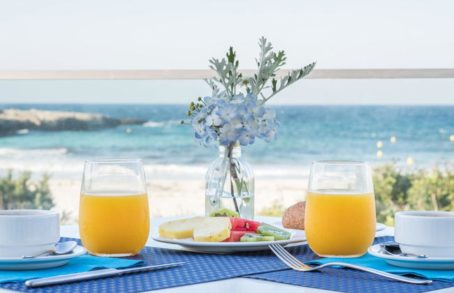 Carema Beach Menorca - Photo 33