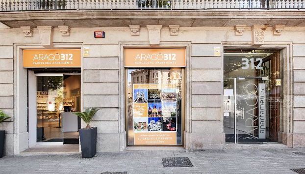 The Corner Apartments by Aspasios - Photo 3