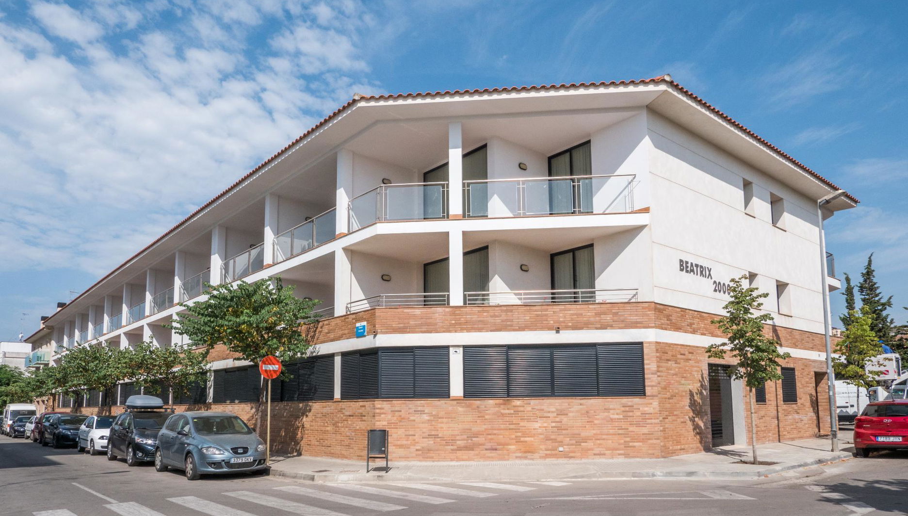 Beatrix 2000 - Caliu Apartments - Photo 1