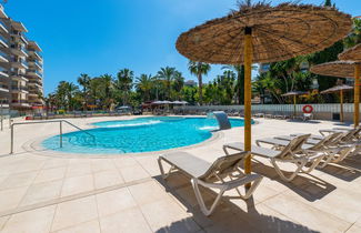 Photo 2 - Rentalmar Salou Playa Family Suites