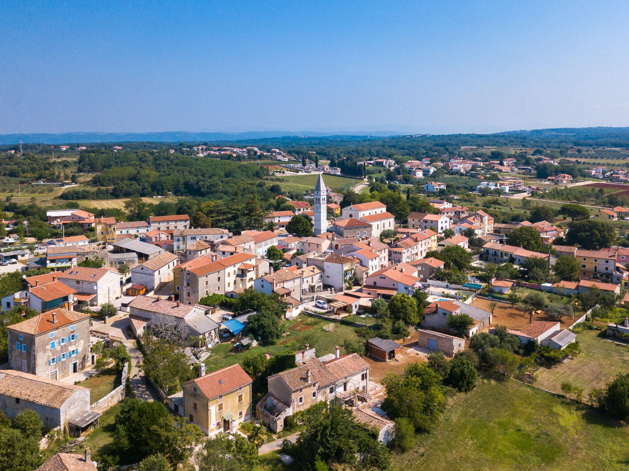 Photo 40 - 3 bedroom House in Višnjan with private pool and sea view