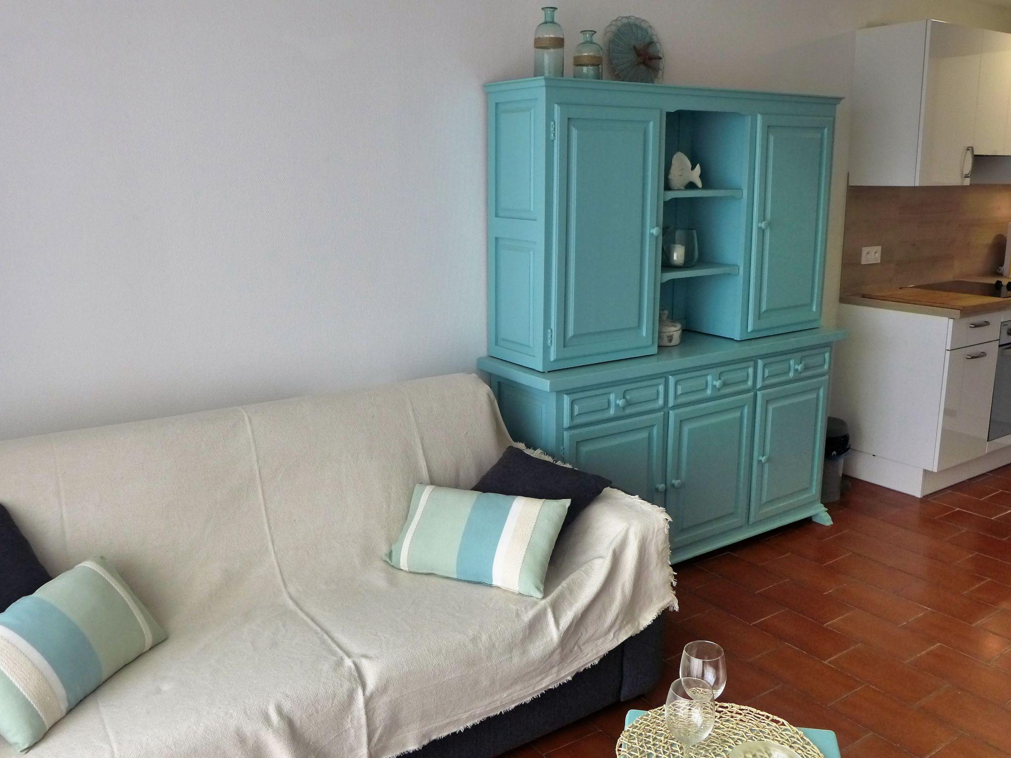 Foto 9 - Apartamento de 1 habitación en Canet-en-Roussillon con terraza y vistas al mar