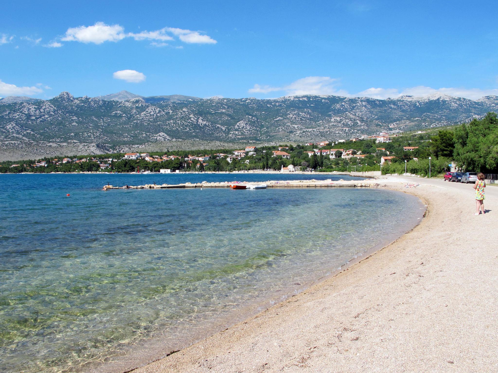 Foto 18 - Appartamento con 1 camera da letto a Starigrad con terrazza e vista mare