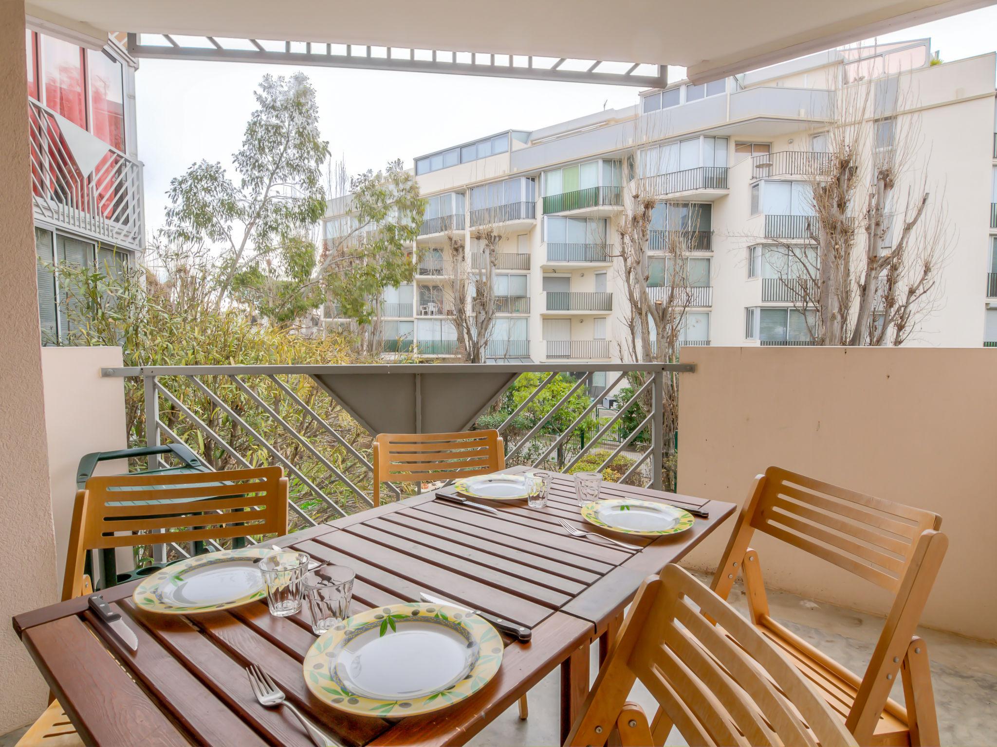 Photo 3 - Appartement de 1 chambre à Le Grau-du-Roi avec piscine et terrasse