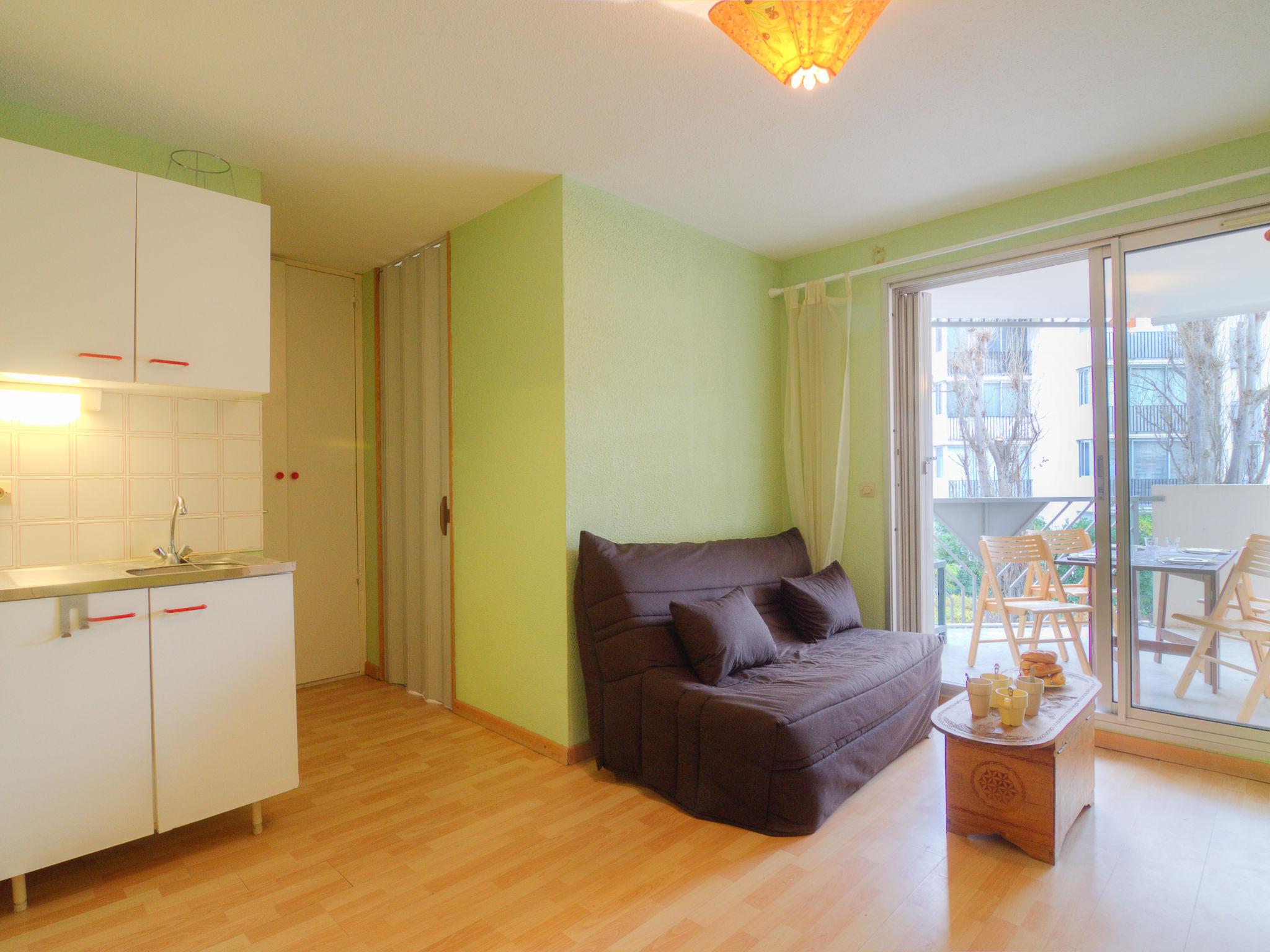 Photo 6 - 1 bedroom Apartment in Le Grau-du-Roi with swimming pool and terrace