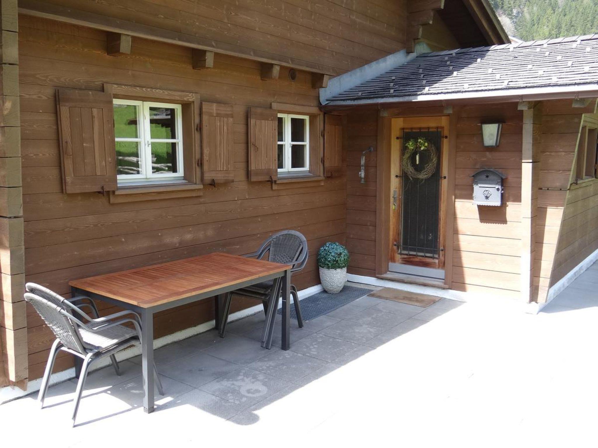 Photo 16 - 4 bedroom Apartment in Engelberg with garden