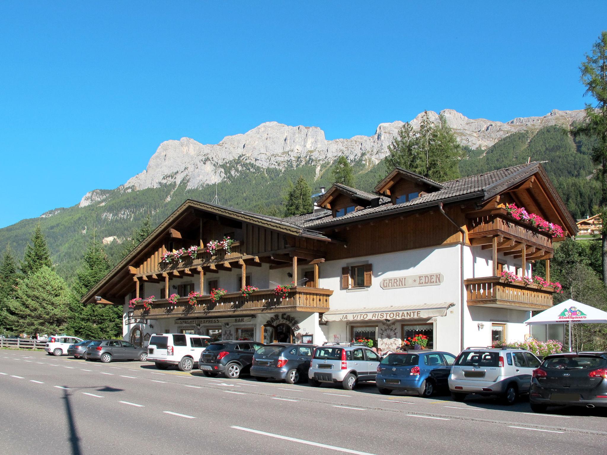 Foto 6 - Appartamento con 10 camere da letto a Soraga di Fassa con sauna