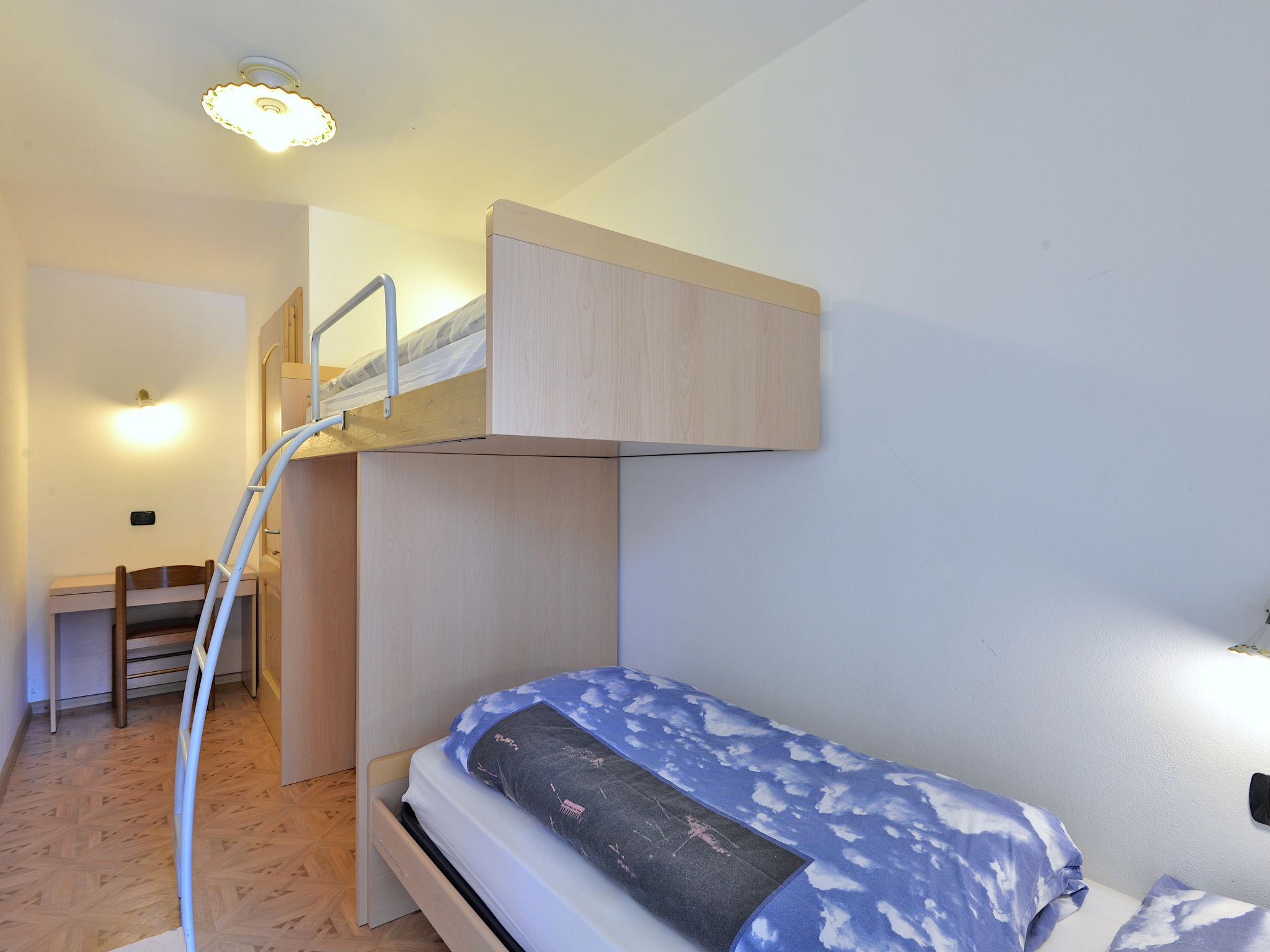 Foto 8 - Apartamento de 2 quartos em Mazzin com jardim e terraço