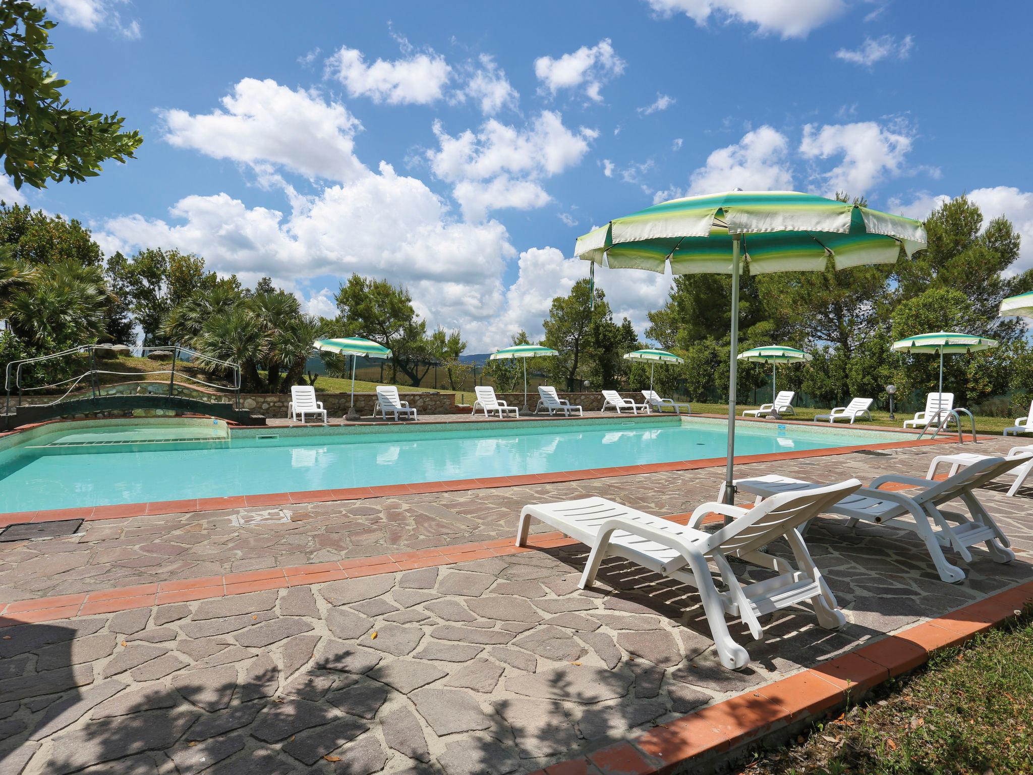 Photo 6 - Appartement de 2 chambres à Terricciola avec piscine et jardin