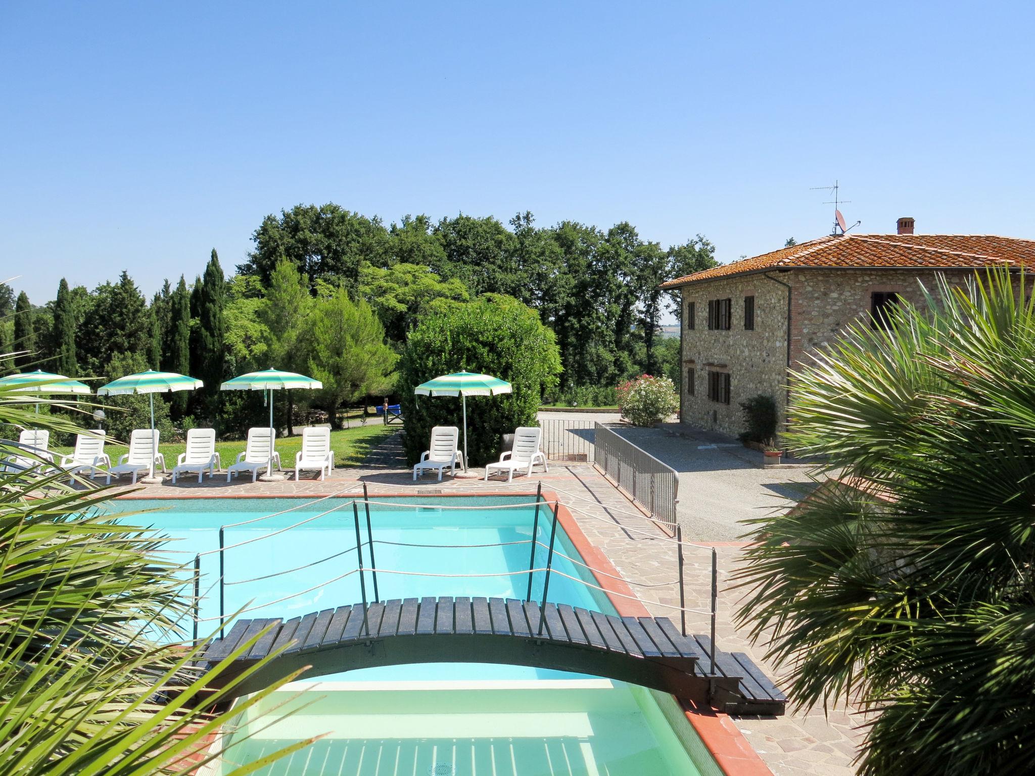 Photo 1 - Appartement de 3 chambres à Terricciola avec piscine et jardin