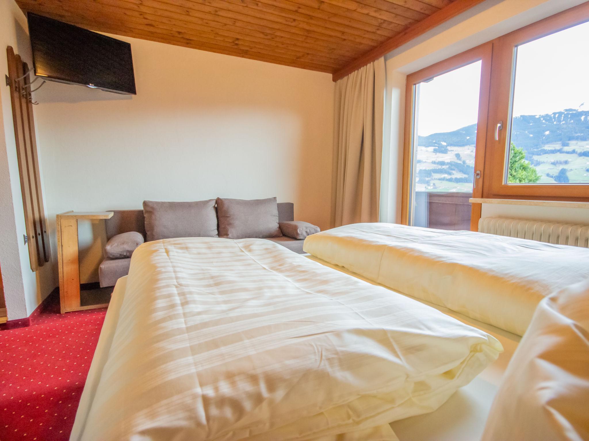 Foto 18 - Apartamento de 5 habitaciones en Fügenberg con sauna y vistas a la montaña