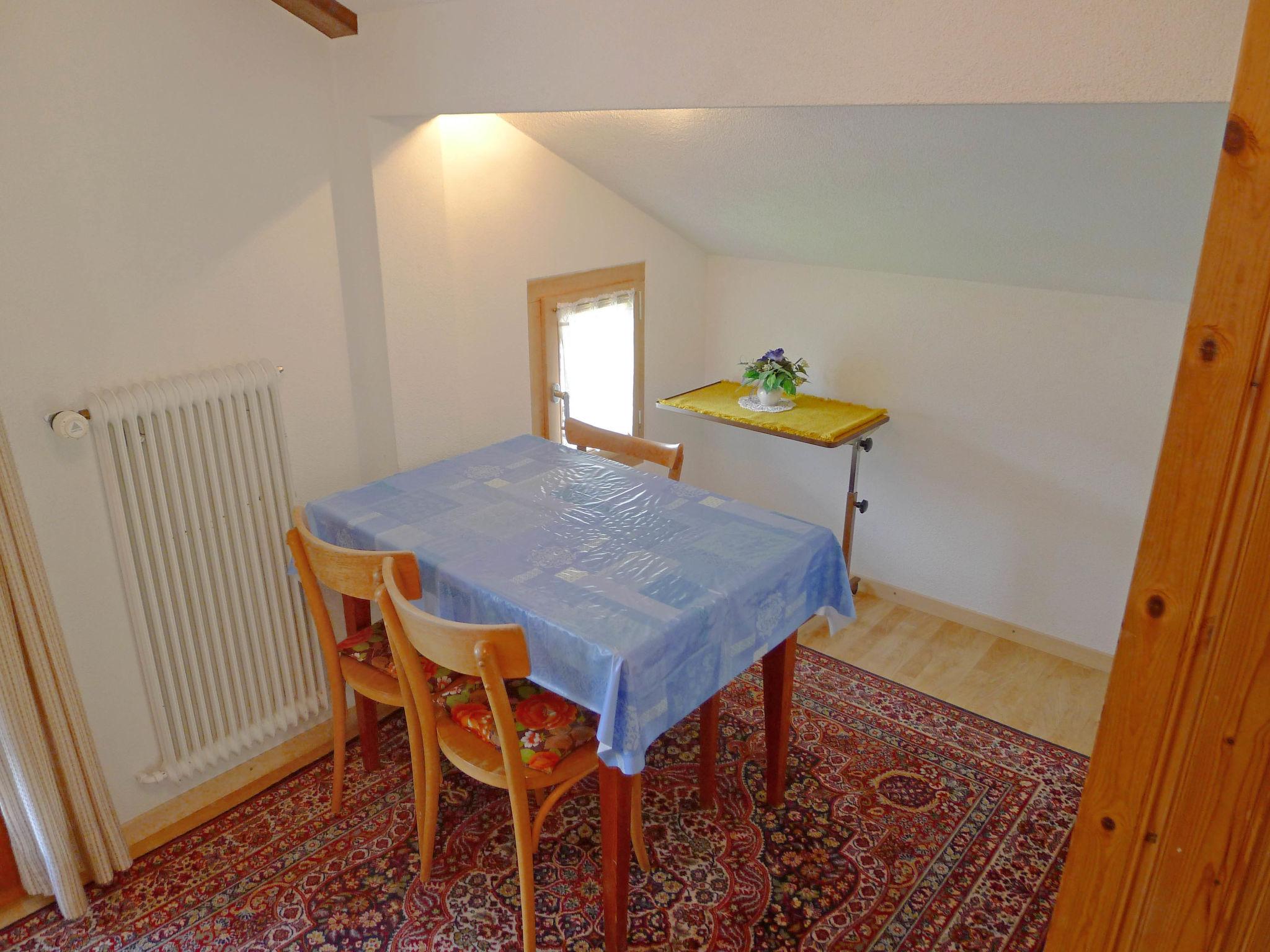 Photo 8 - 1 bedroom Apartment in Grächen with garden and mountain view