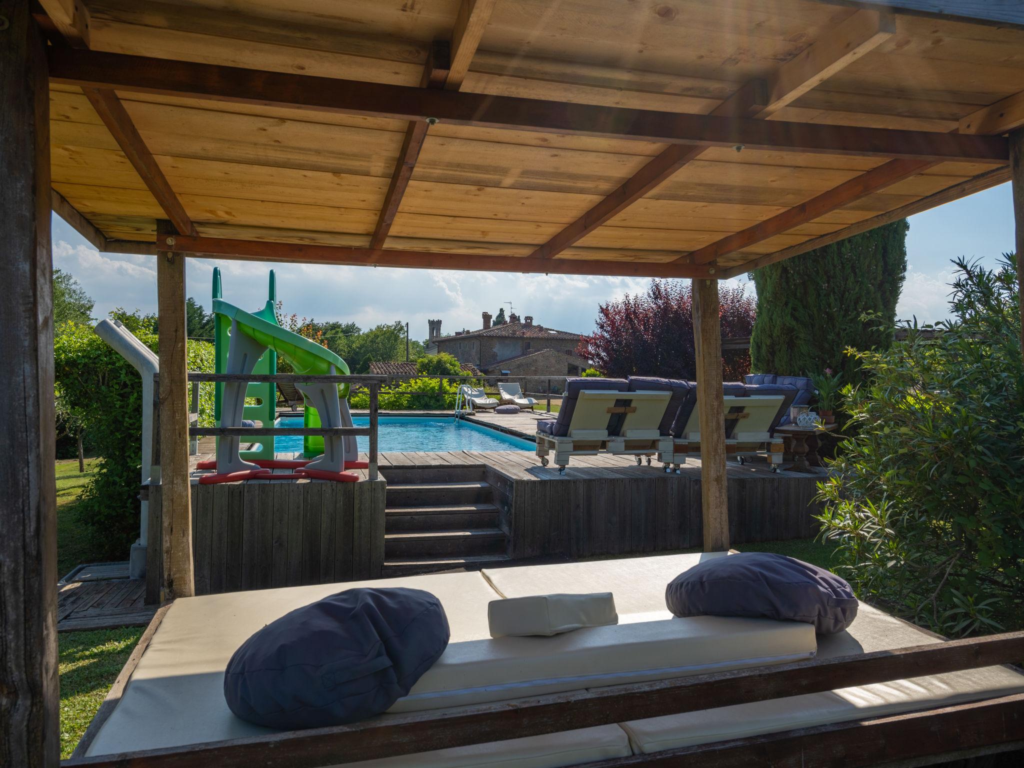 Photo 4 - Maison de 1 chambre à Pelago avec piscine privée et jardin