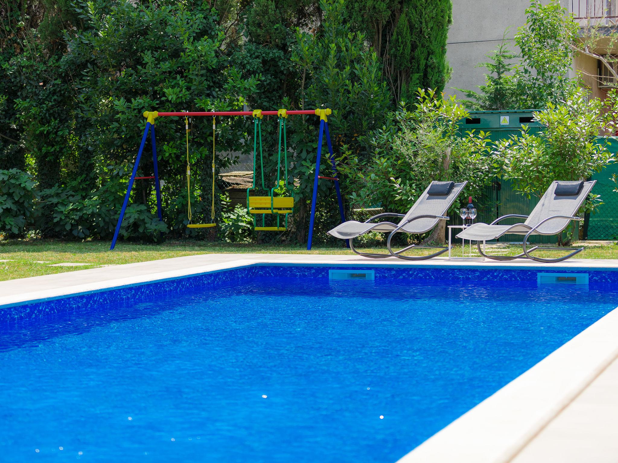 Foto 1 - Casa de 7 habitaciones en Umag con piscina privada y jardín