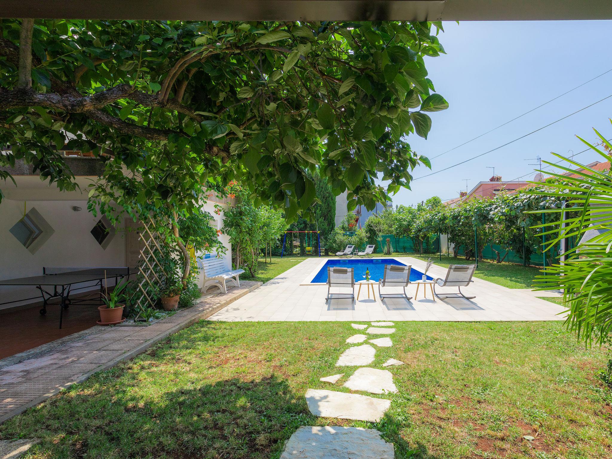Foto 7 - Casa de 7 quartos em Umag com piscina privada e jardim