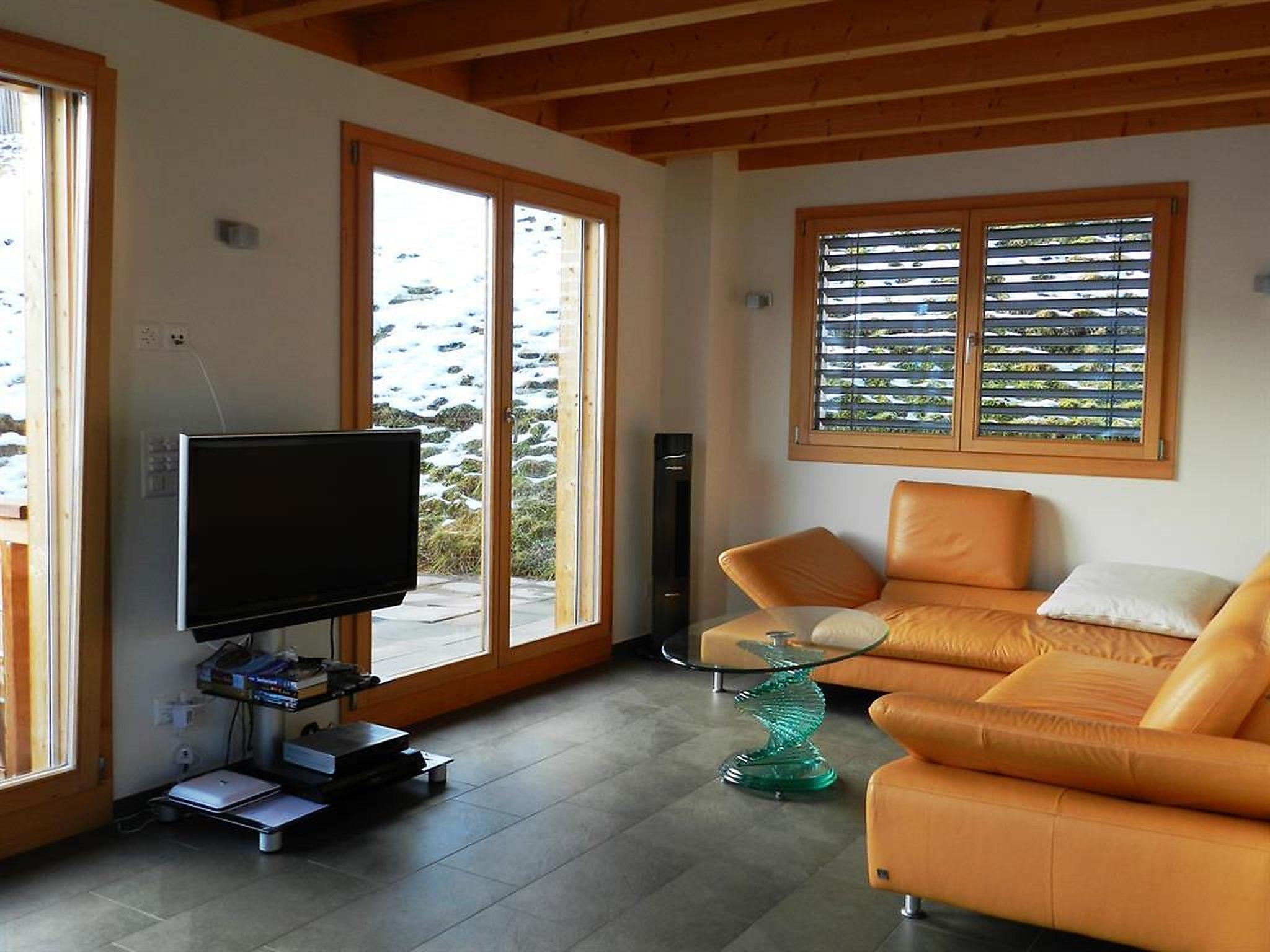 Foto 8 - Apartamento de 5 quartos em Zweisimmen