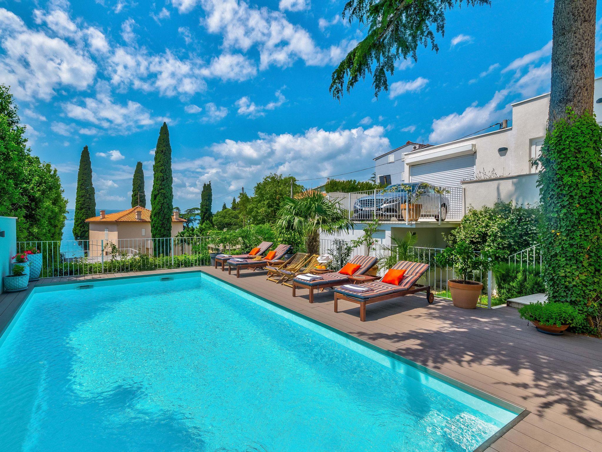 Foto 44 - Casa de 4 quartos em Crikvenica com piscina privada e vistas do mar