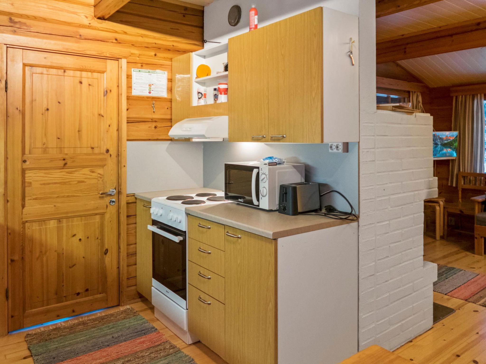 Foto 9 - Casa de 1 habitación en Sotkamo con sauna