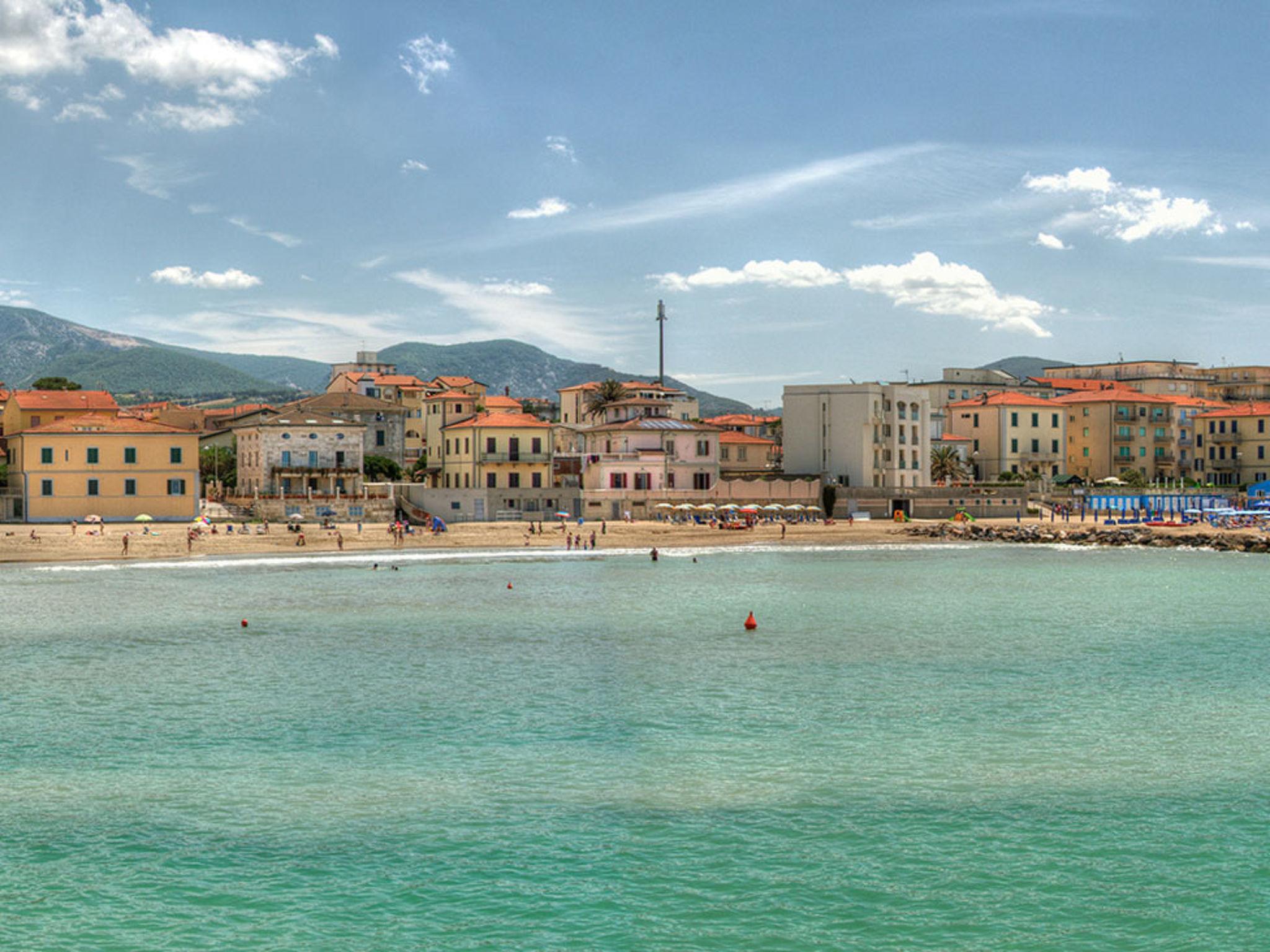 Foto 19 - Appartamento con 2 camere da letto a San Vincenzo con piscina e vista mare