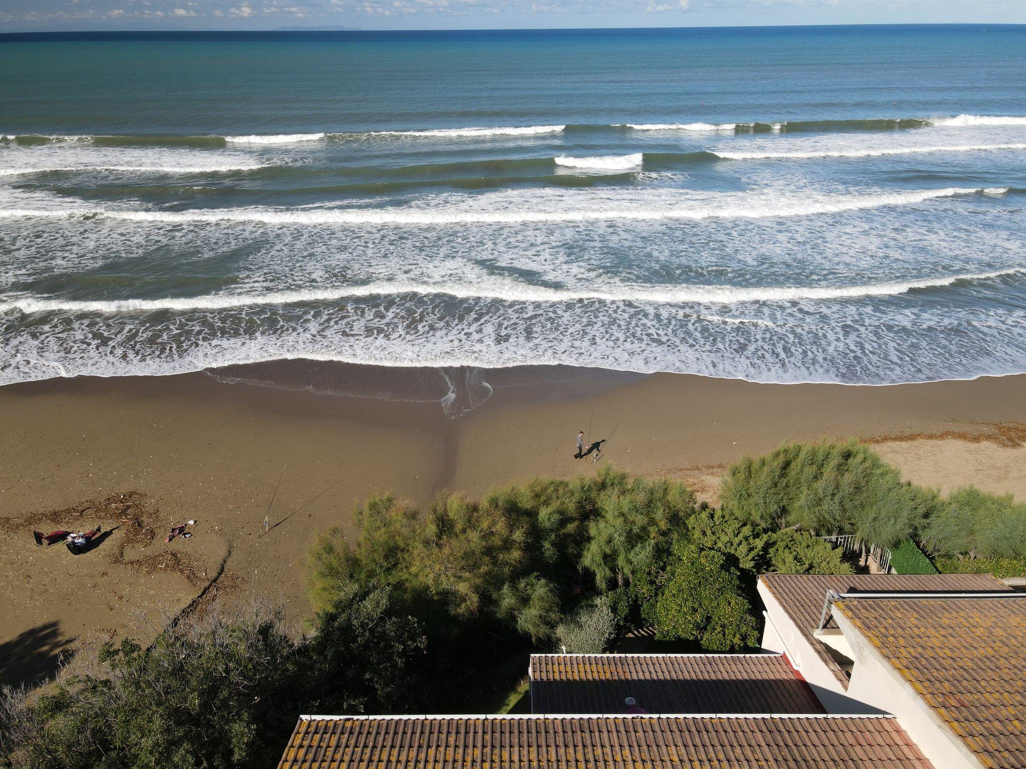 Photo 3 - Appartement de 2 chambres à San Vincenzo avec terrasse et vues à la mer