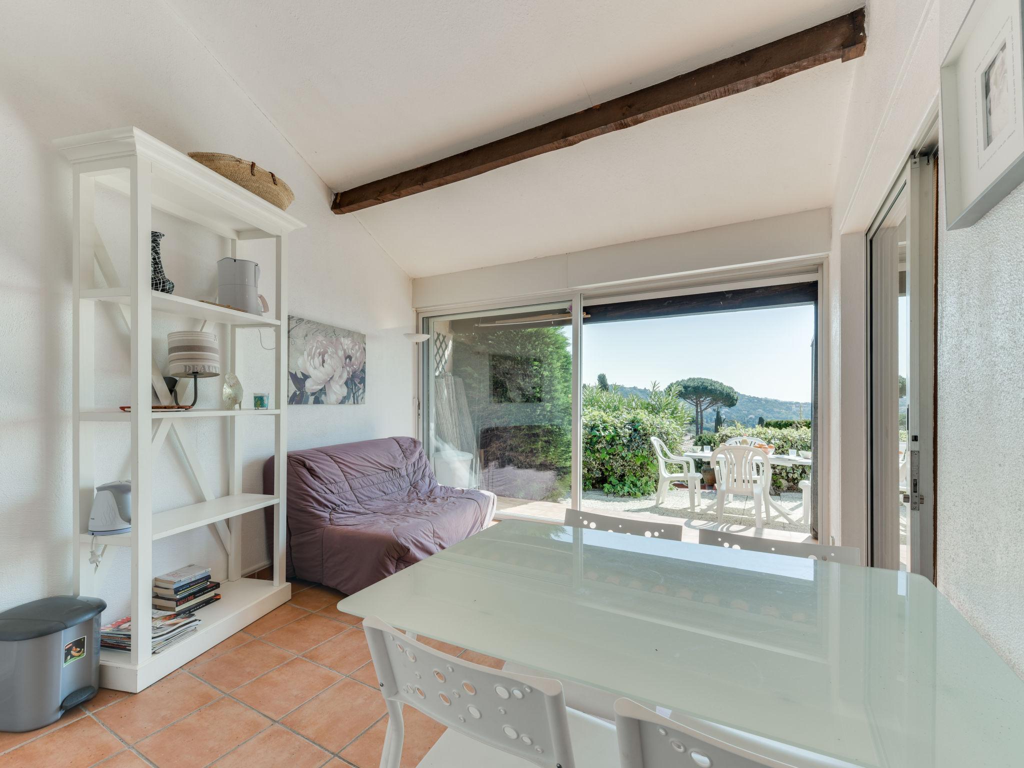 Photo 6 - Maison de 2 chambres à La Croix-Valmer avec piscine et vues à la mer