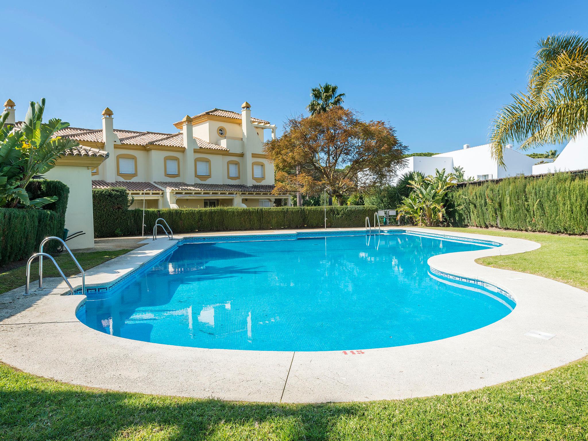 Foto 17 - Casa con 3 camere da letto a Chiclana de la Frontera con piscina e giardino