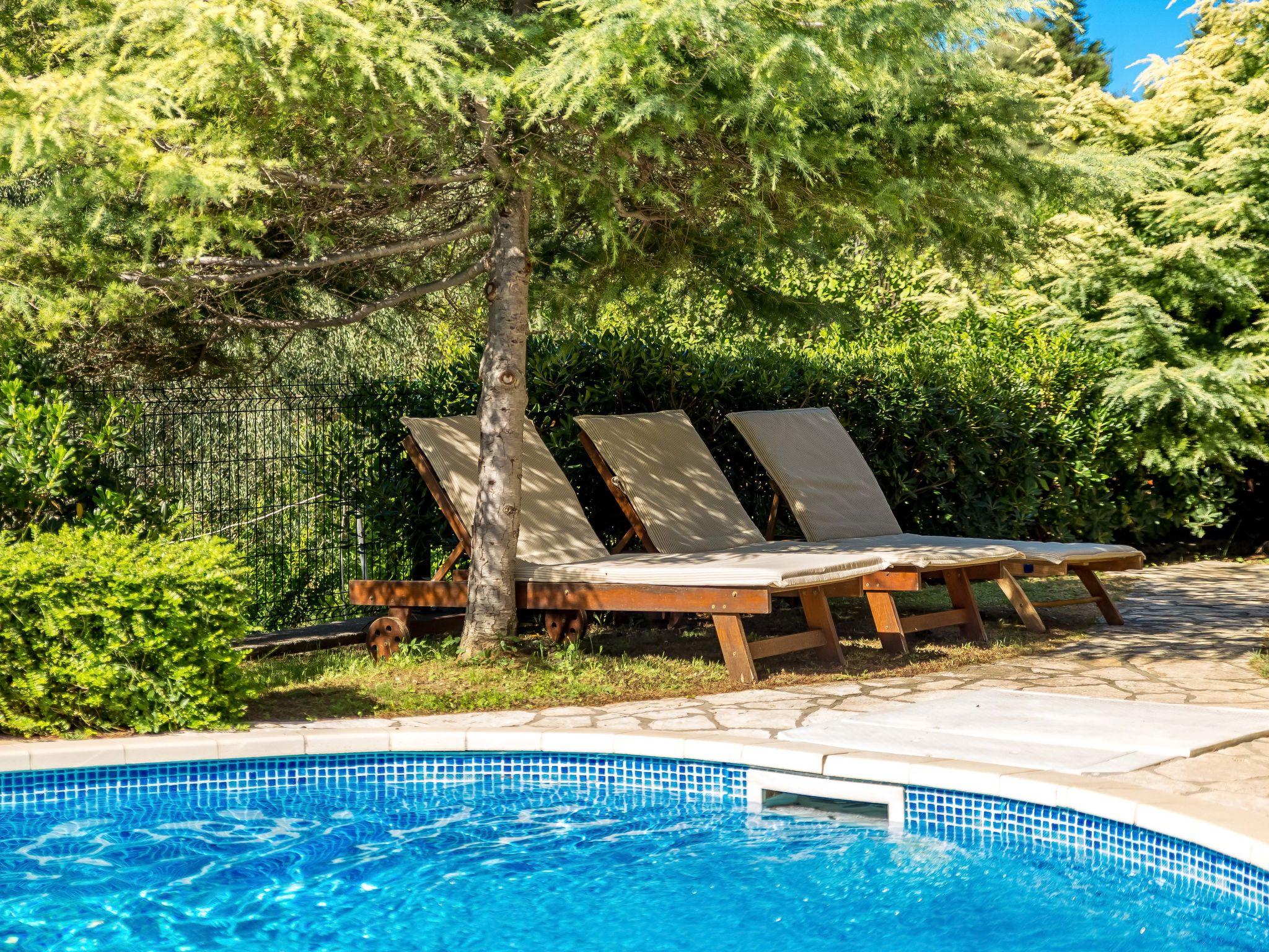 Photo 4 - Appartement de 1 chambre à Rab avec piscine et jardin