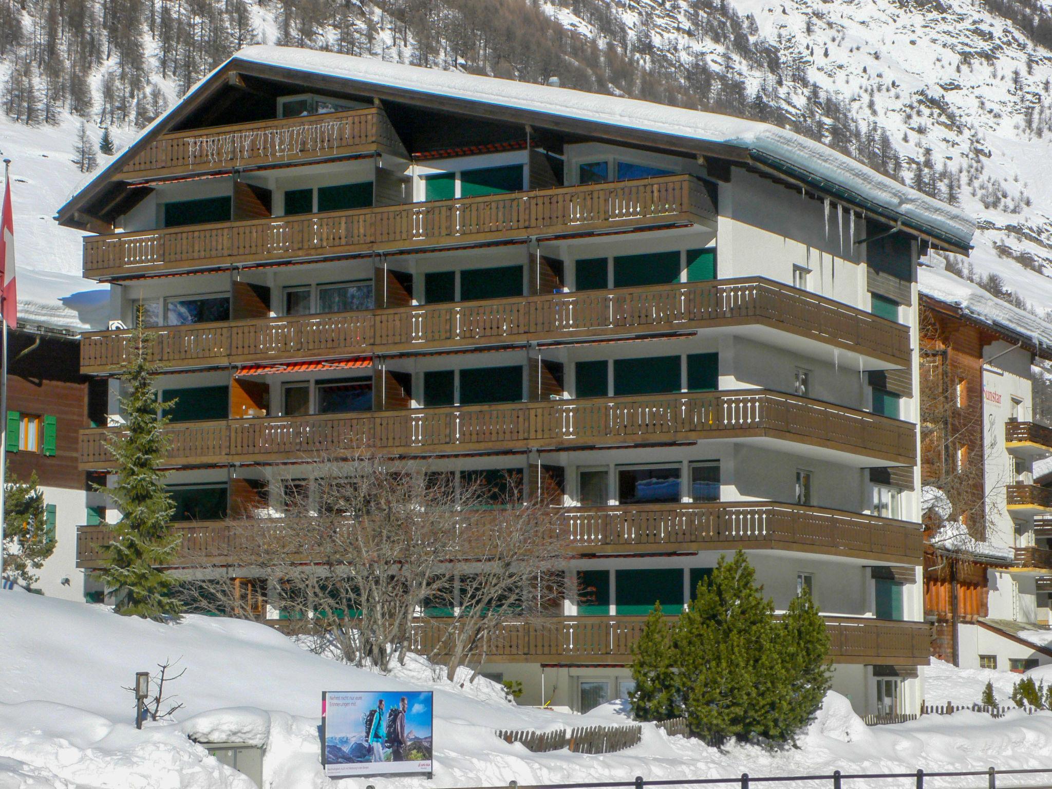 Foto 26 - Apartment mit 1 Schlafzimmer in Zermatt mit garten