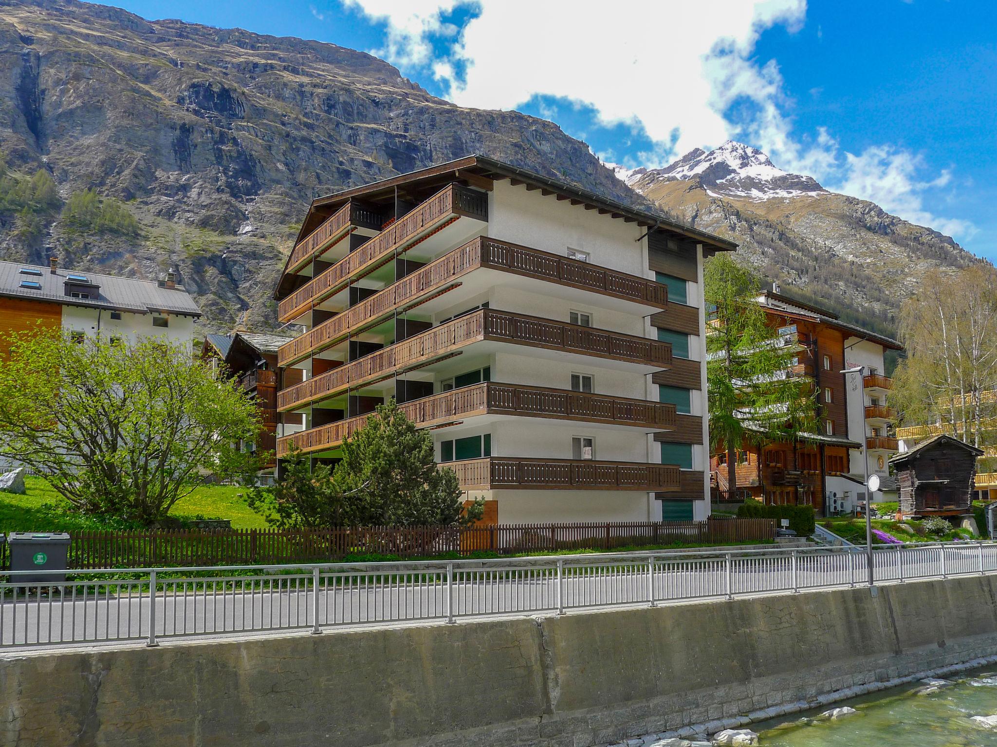 Foto 24 - Apartamento de 1 habitación en Zermatt con jardín