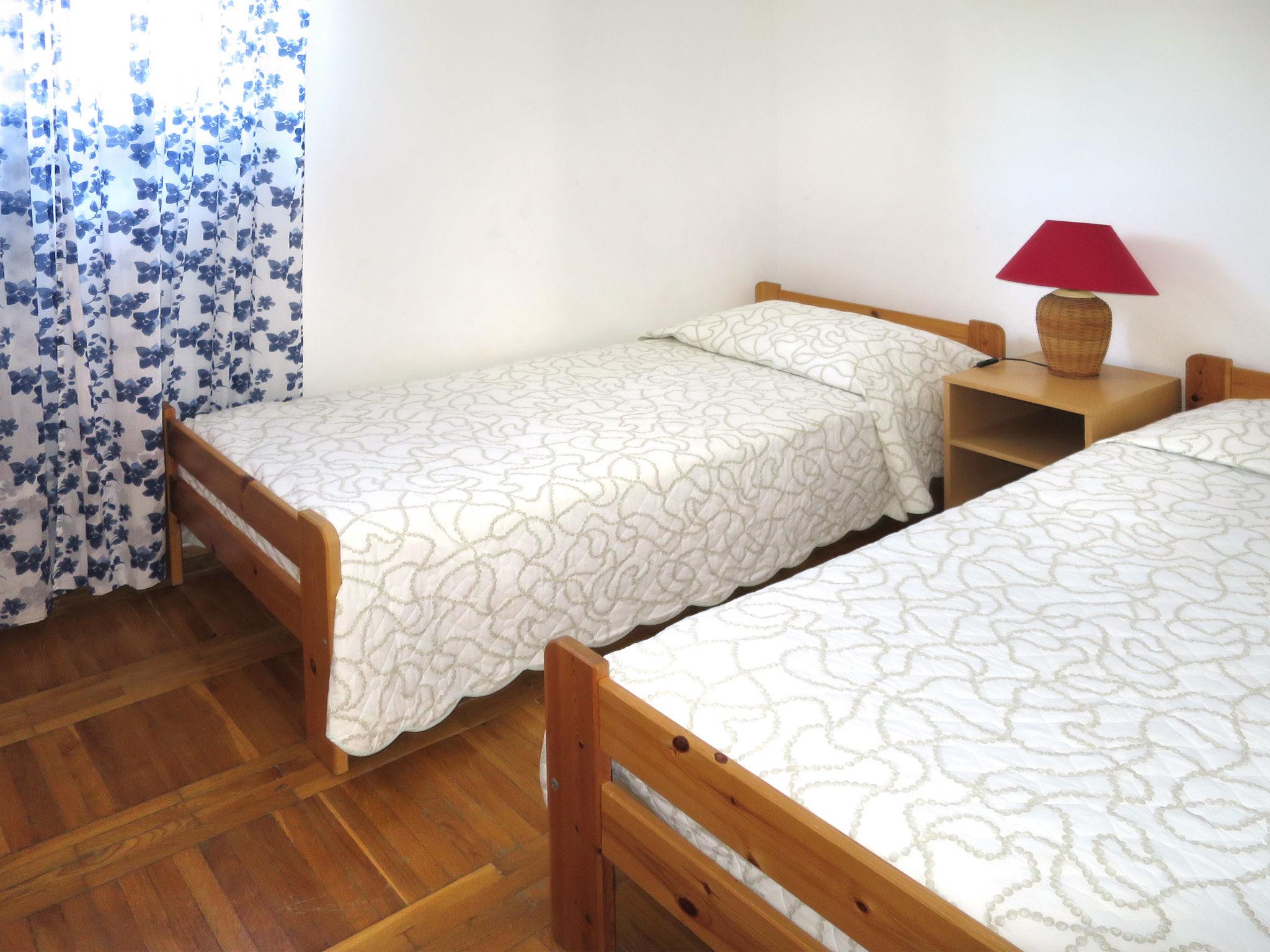 Foto 11 - Casa con 5 camere da letto a Pirovac con terrazza e vista mare