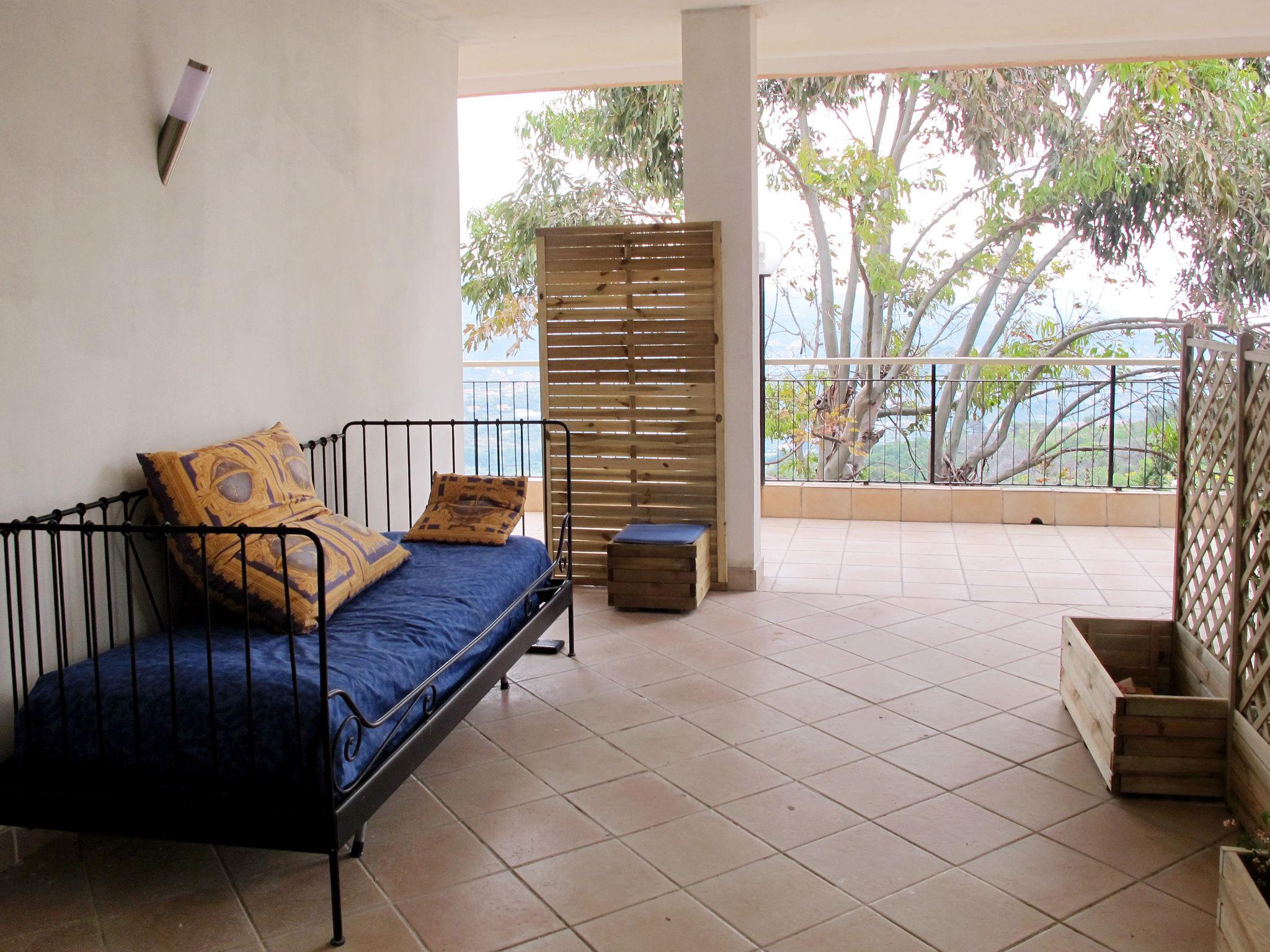 Foto 6 - Casa con 3 camere da letto a Imperia con piscina e vista mare