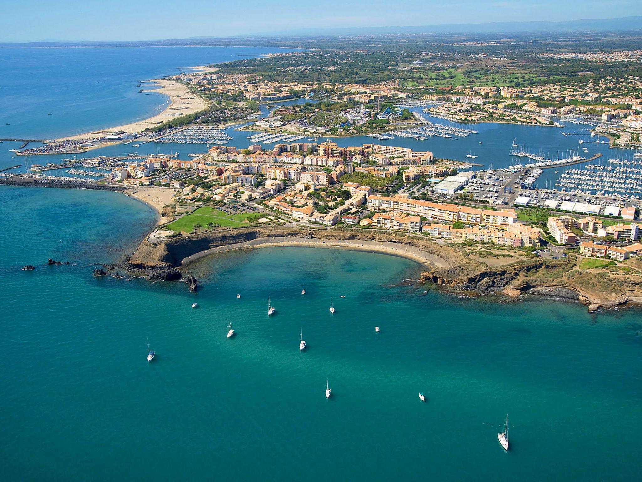 Photo 21 - 1 bedroom Apartment in Agde with swimming pool and sea view