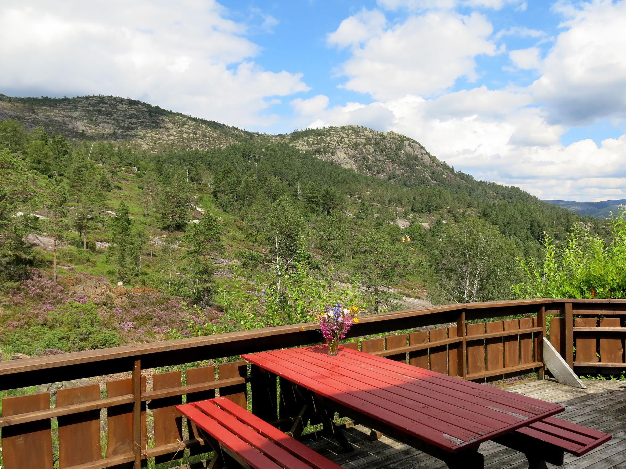 Foto 18 - Casa de 3 quartos em Fossdal com terraço e sauna