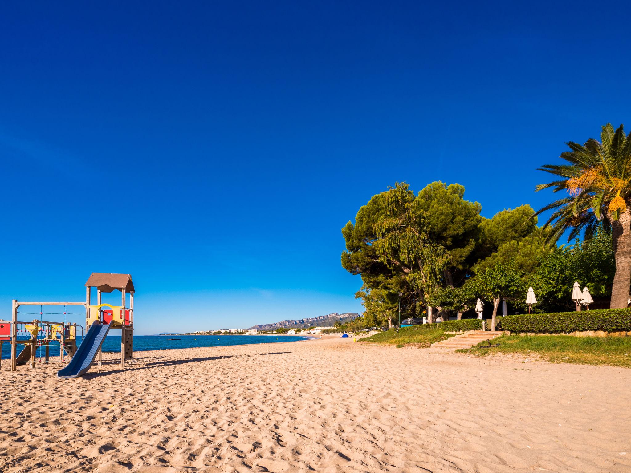 Photo 20 - 2 bedroom Apartment in Mont-roig del Camp with swimming pool and sea view