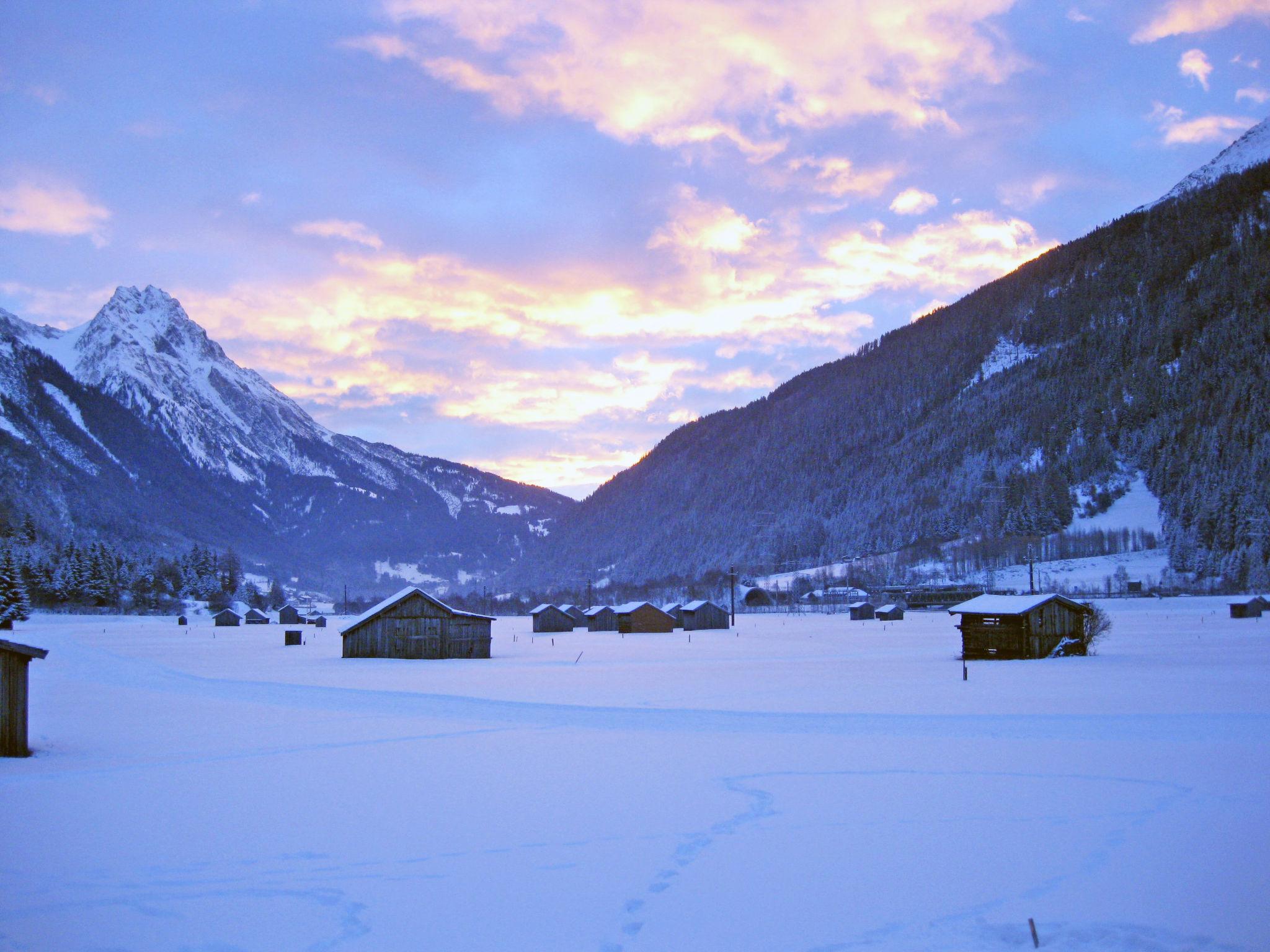 Photo 17 - Appartement en Pettneu am Arlberg avec jardin