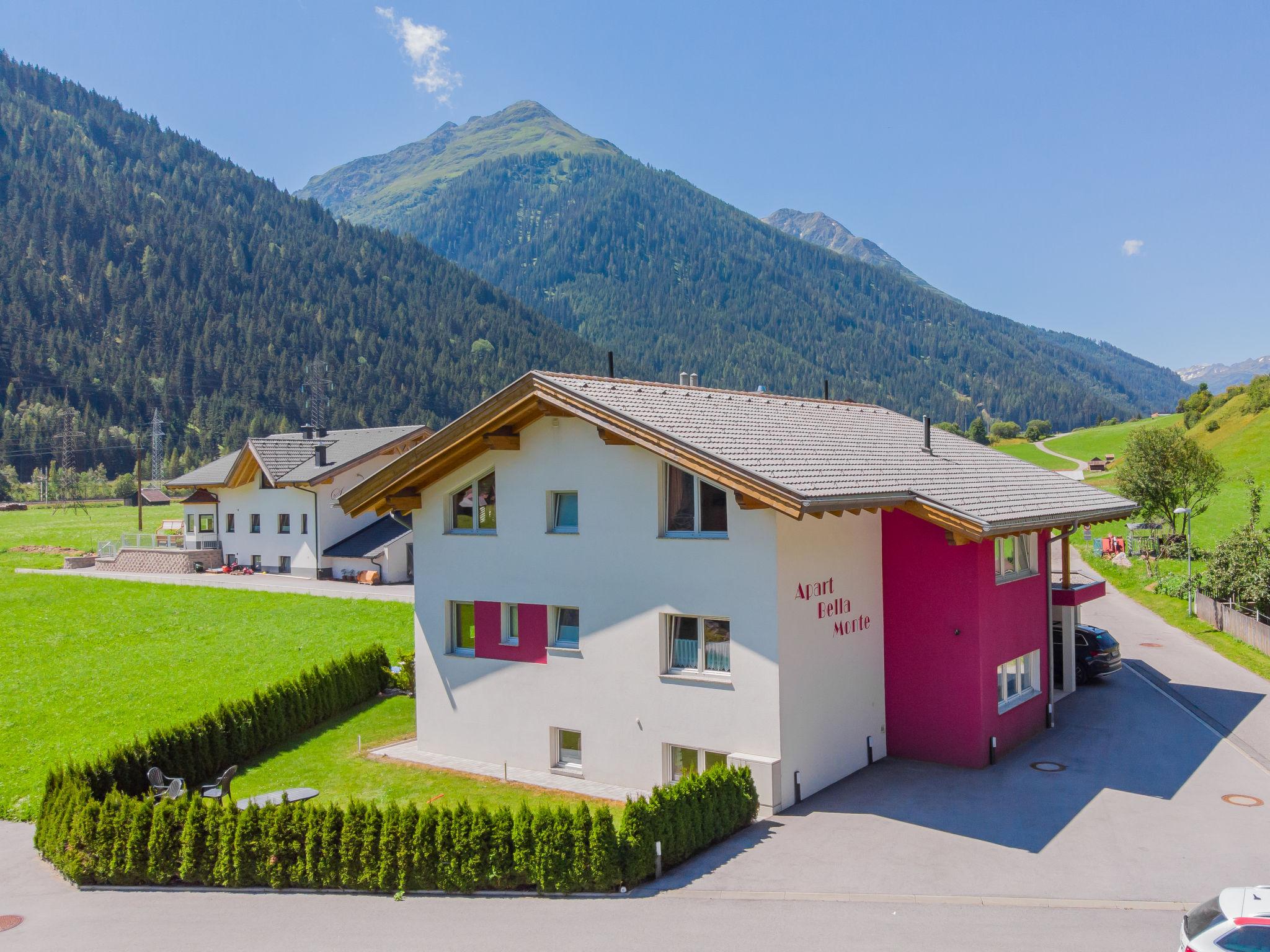 Foto 18 - Apartamento de 2 habitaciones en Pettneu am Arlberg con jardín y vistas a la montaña