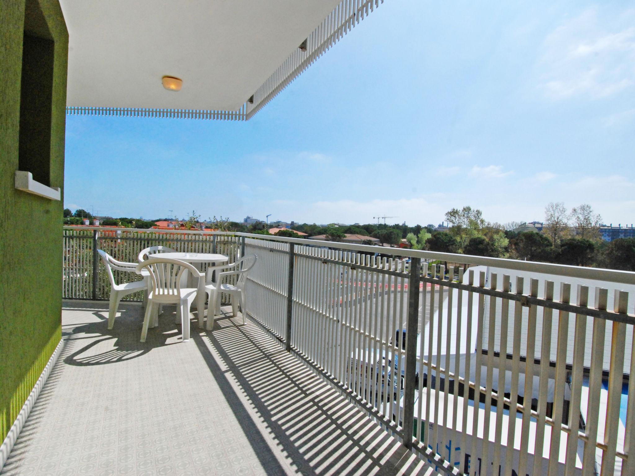 Photo 5 - Appartement en San Michele al Tagliamento avec terrasse et vues à la mer