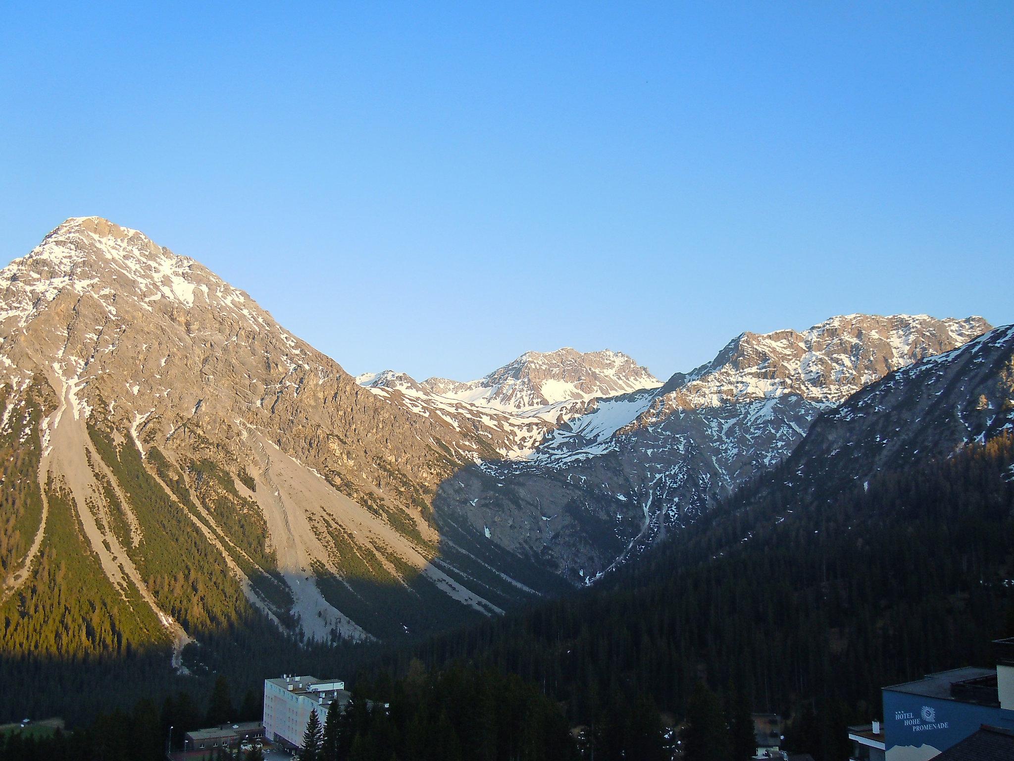 Foto 5 - Appartamento a Arosa con vista sulle montagne